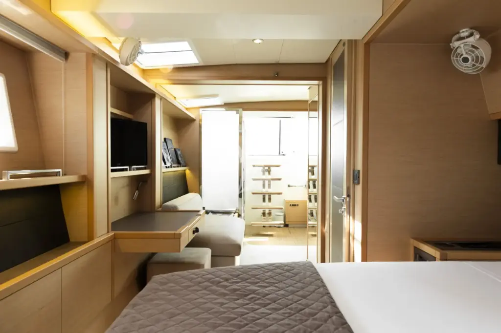 Lady C - Master stateroom
