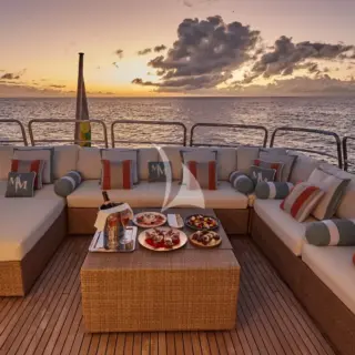 Bridge deck aft seating