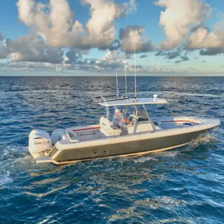 Intrepid 32' chaseboat