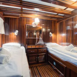 THALASSA - Image 20