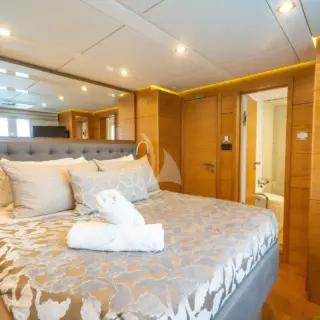 Queen Ensuite
