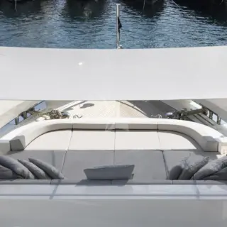 Foredeck sitting