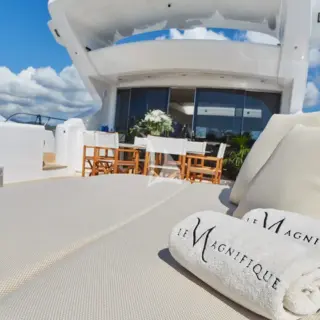 LE MAGNIFIQUE - Image 15