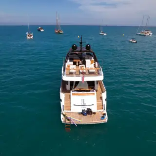 TRIPLE L - Image 5