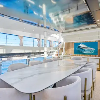 INTERIOR DINING