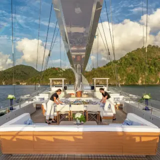 Upper Deck