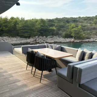 Funky Choice - Main Deck Aft