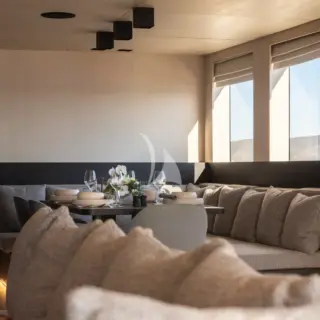 Funky Choice - Salon & Dining Area