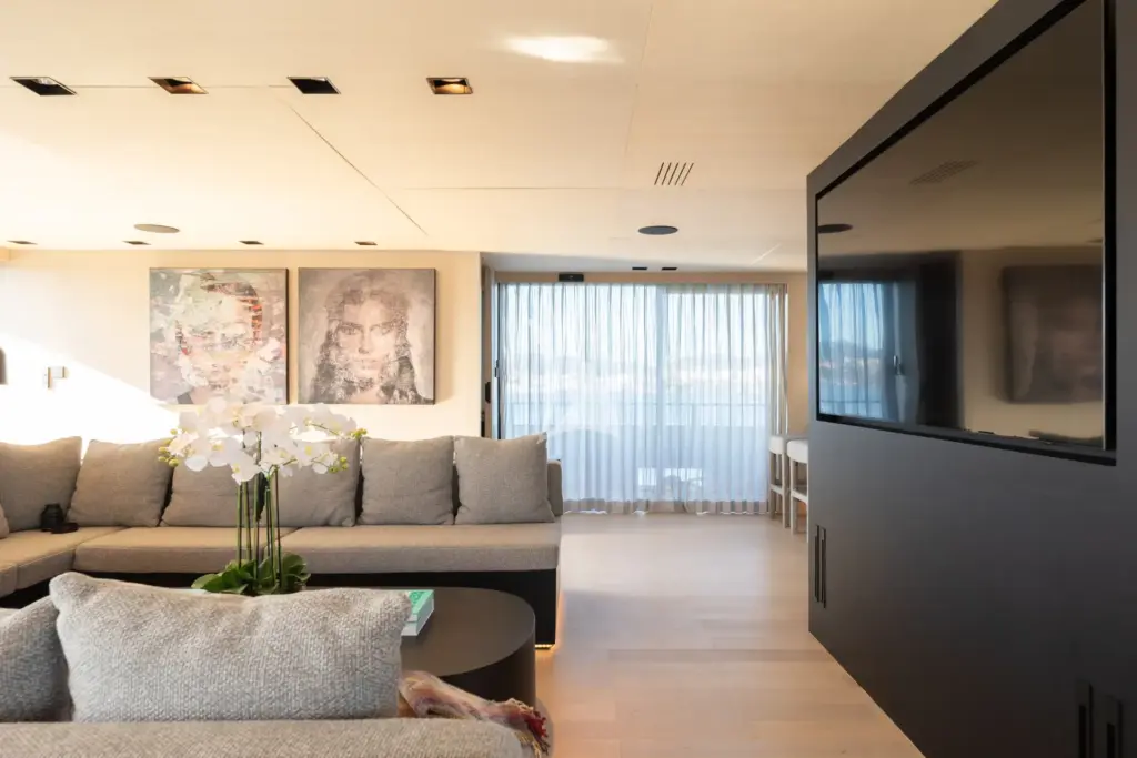 Funky Choice - Salon