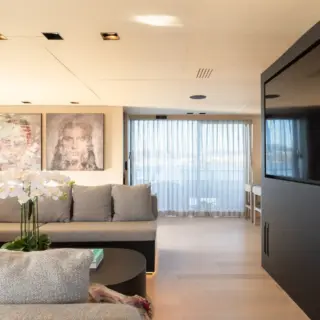 Funky Choice - Salon