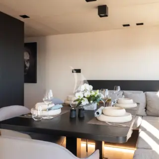 Funky Choice - Dining Area