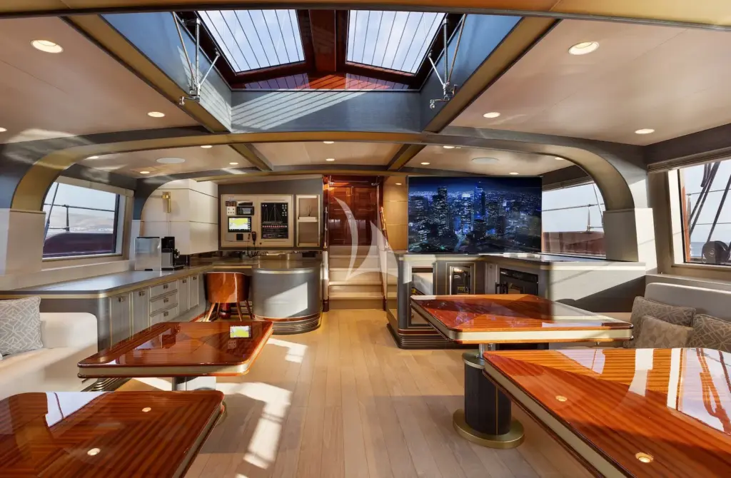 SALLYNA - Main saloon with large 65" Smart TV