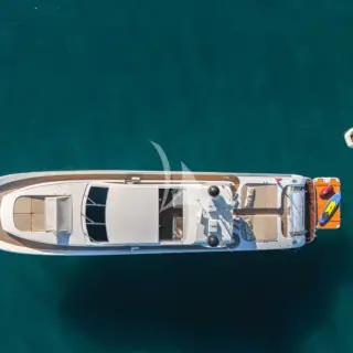 NOTORIOUS - Image 13