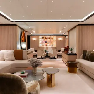 Main saloon lounge
