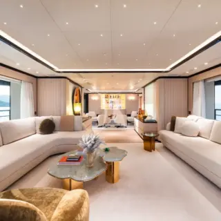 Main saloon lounge