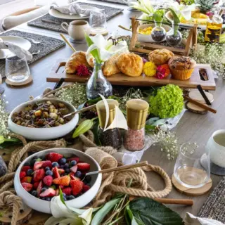 Upper deck breakfast set-up and details