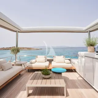 Flybridge