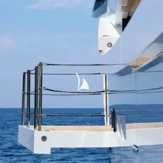 Folding balcony