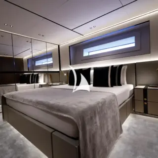 Double cabin
