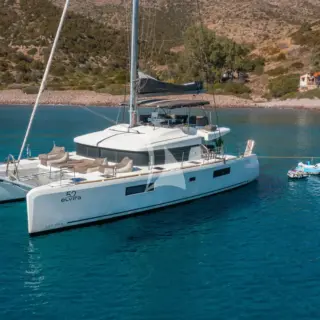ELVIRA 52 - Image 1