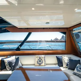 Living to starboard