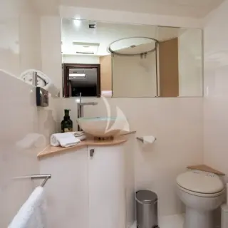 Guest ensuite