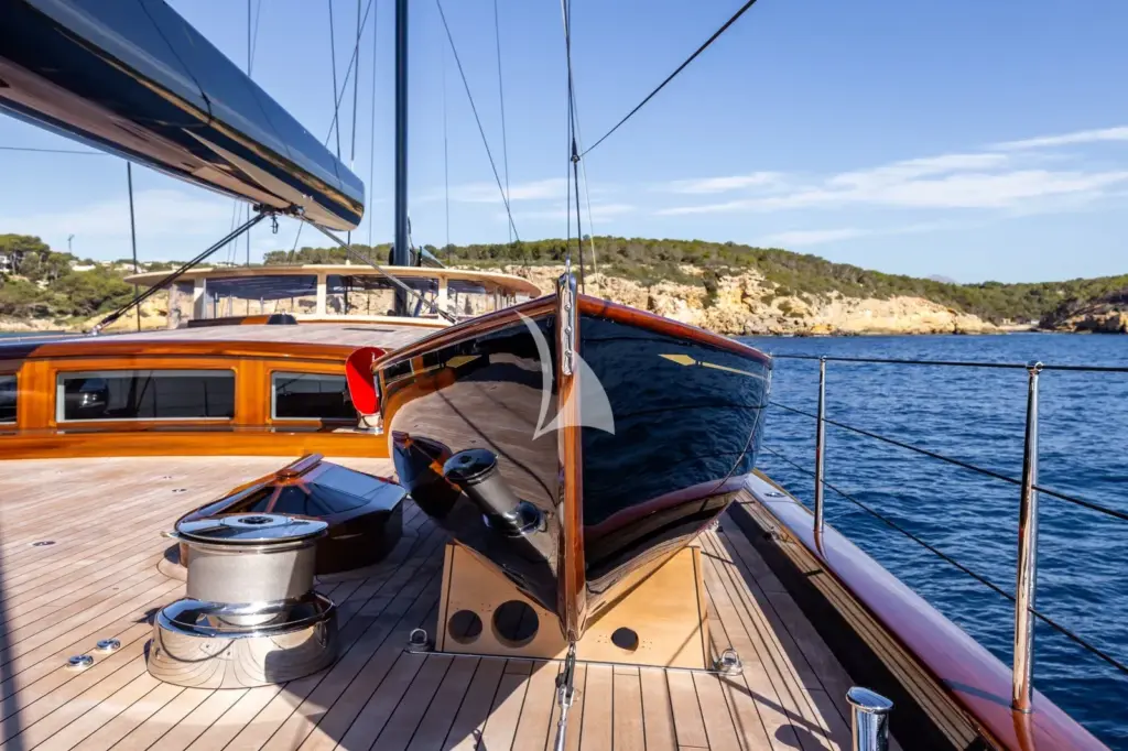 MAXIMUS - Sailing dinghy