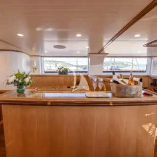 Upper deck lounge