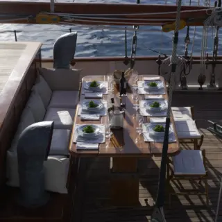Black Swan - deck dining setup