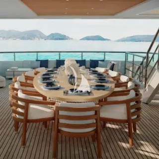 Dyna R - Exterior dining