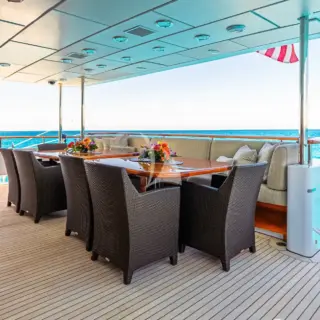 Main Deck Dining