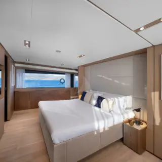 master cabin