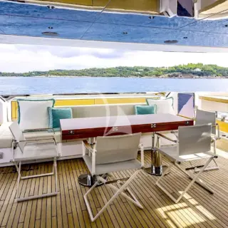 Aft deck - al fresco dining area