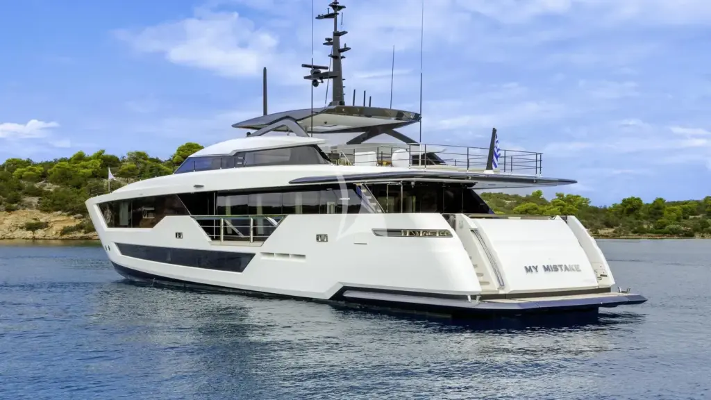 MY MISTAKE - Exterior - aft 