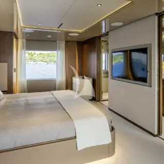 Main deck Master cabin
