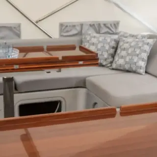 LA LOEVIE - Dining table