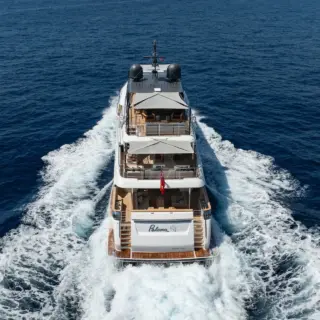PALOMA Aft cruising 
