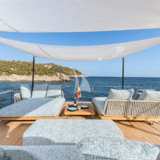 Flybridge