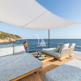 Flybridge