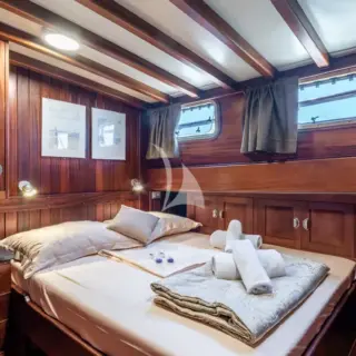 Angelica's double cabin 3