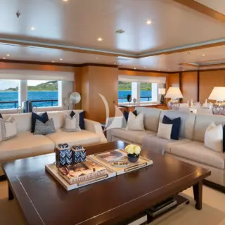 MAIN DECK SALON