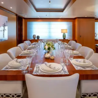 MAIN DECK SALON
