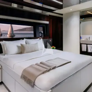 Double Cabin I