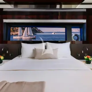 Double Cabin I