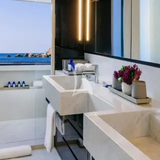 Master Cabin Bathroom
