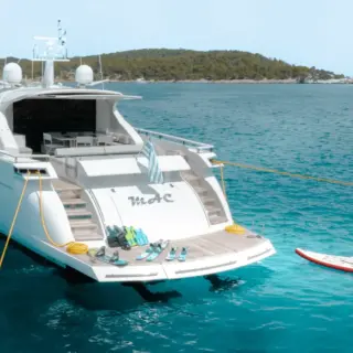 Aft & Swim platform