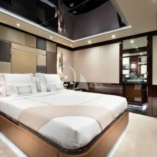 Double guest cabin 1