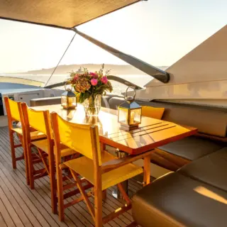 Flybridge