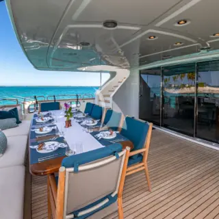 Main aft deck