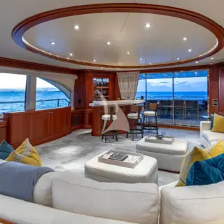 Main salon view aft